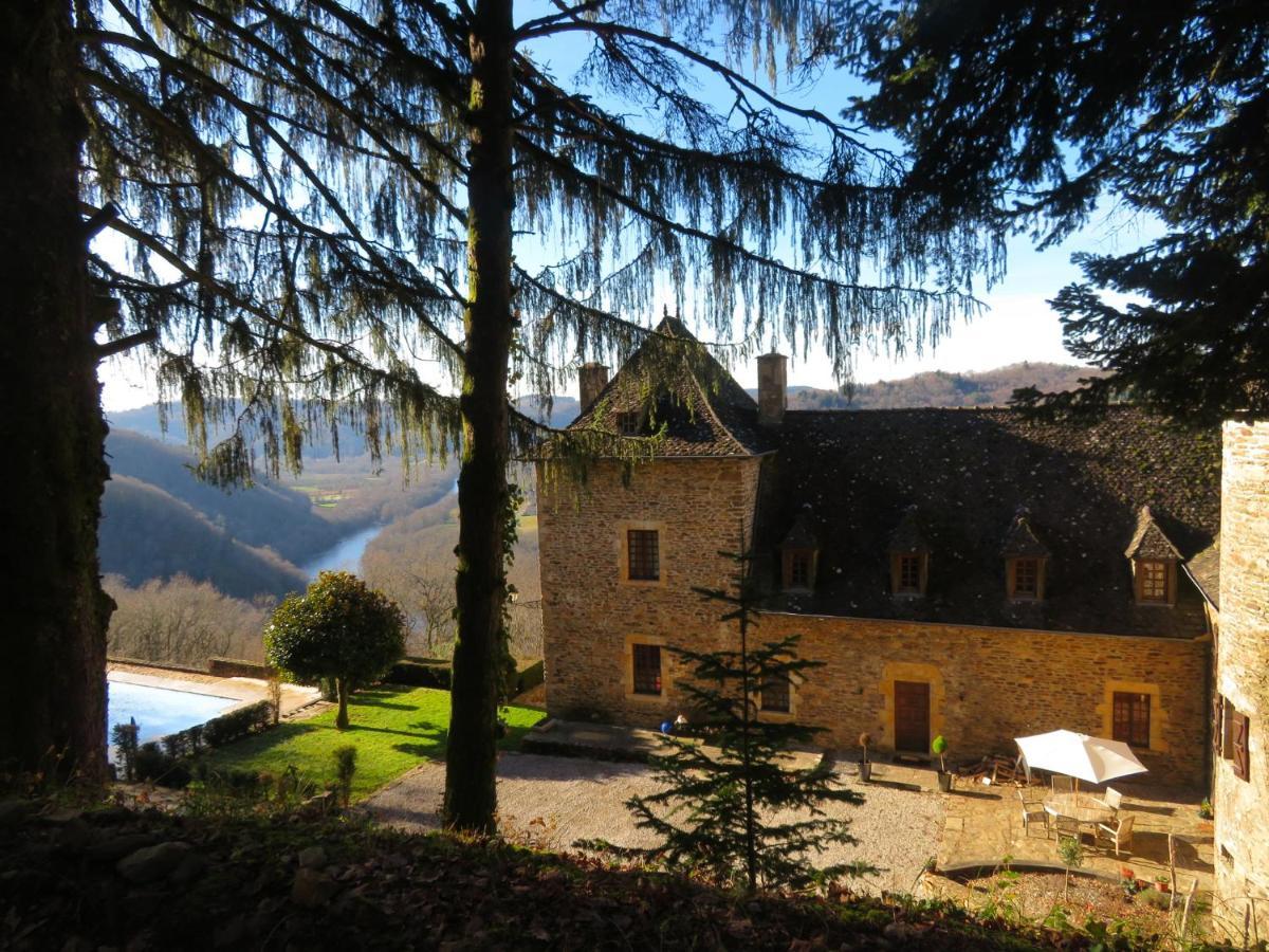 Holiday home The Unique Round Tower At Chateau De Chauvac